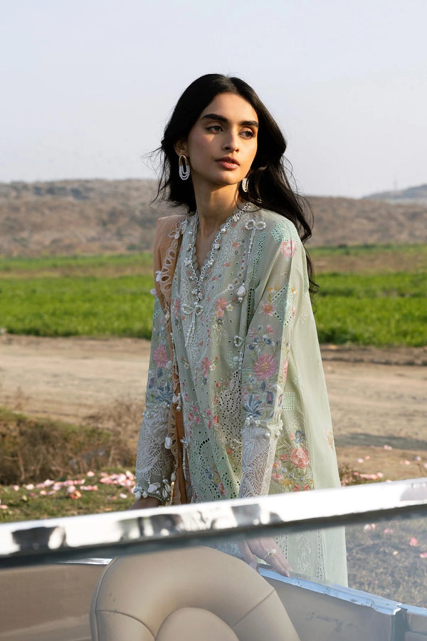 Sana Safinaz Luxury Lawn Suit L261-004-CV
