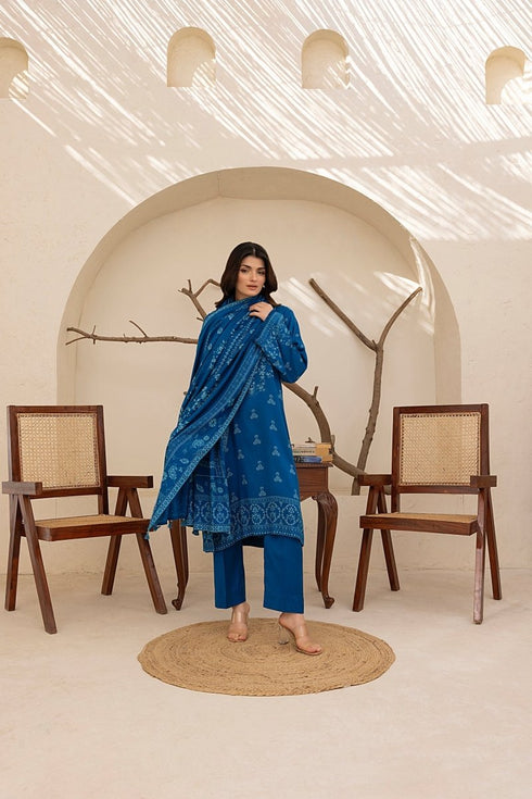 Lakhany 03 Piece Unstitched Pashmina Printed Suit - LG-RL-0118-A