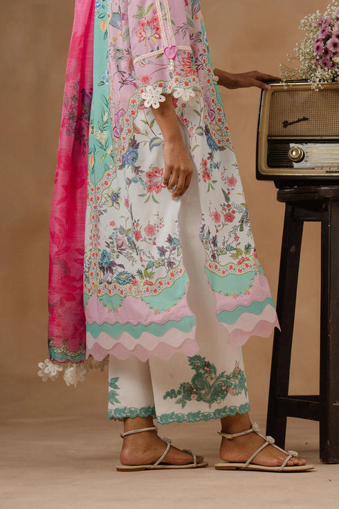 Sana Safinaz Lawn 3 Piece Suit M261-013A-CU