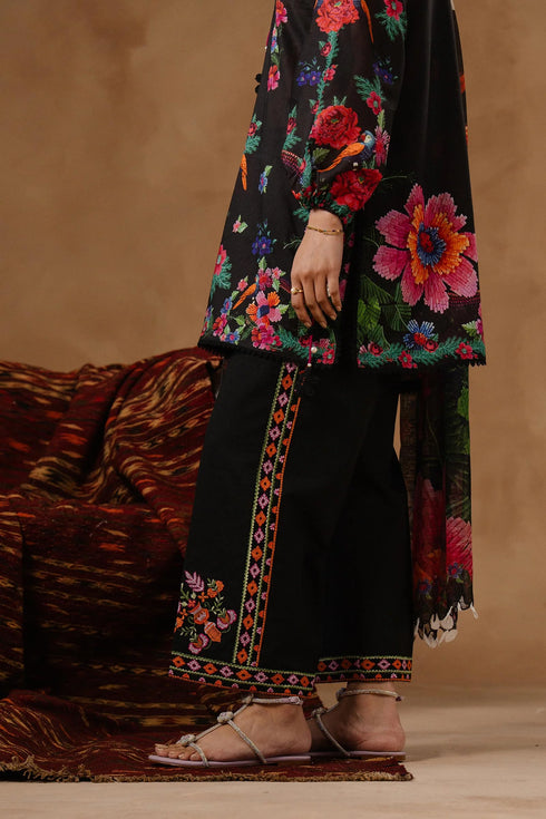Sana Safinaz Lawn 3 Piece Suit M261-016B-CU