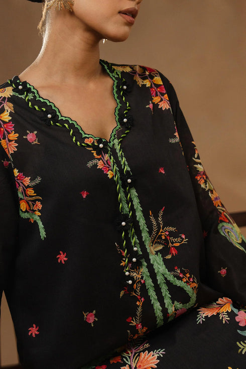 Sana Safinaz Lawn 3 Piece Suit M261-018B-CI