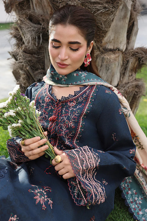 Rang Rasiya Embroidered Lawn suit Nilofer