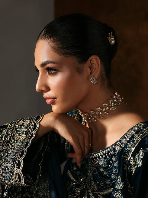 Gulaal Embroidered Velvet Suit MORENA