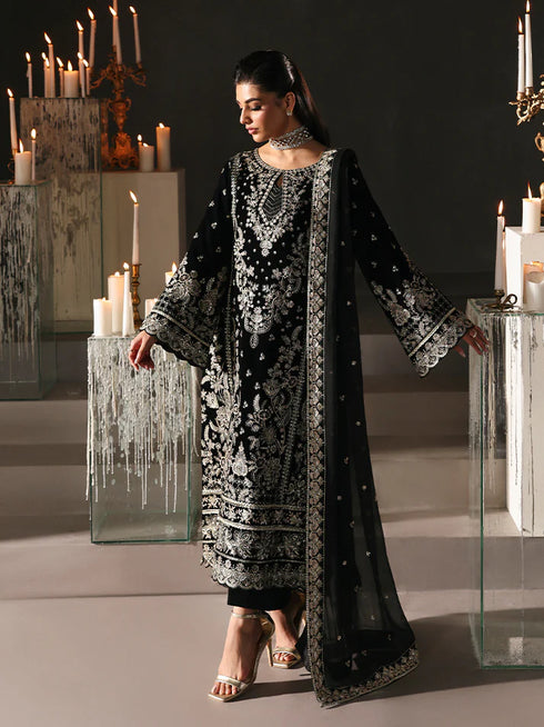 Gulaal Embroidered Velvet Suit ECLISSA