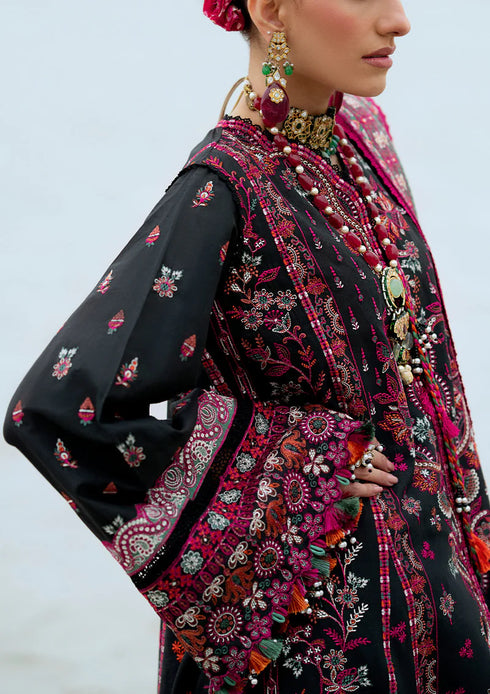 AIK Atelier Embroidered Lawn Suit LOOK 04
