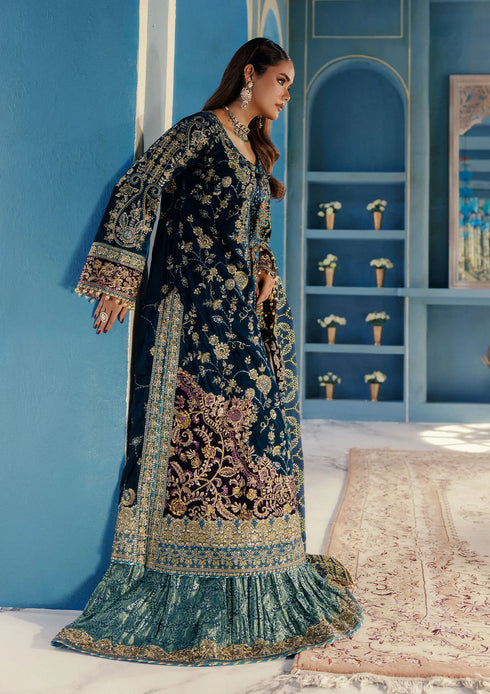 Aik Aitler Embroidered Velvet  Suit UDAIPUR - LOOK08