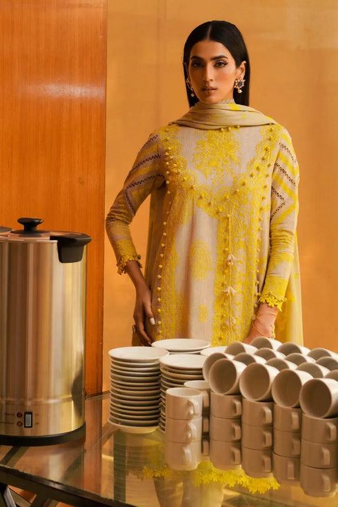 Sana Safinaz Embroidered Slub 3 piece Suit M233-016A-CP