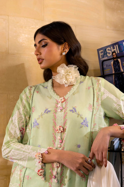 Sana Safinaz Lawn Suit M251-008A-3DG
