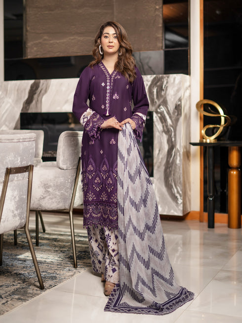 Munira Embroidered Lawn 3 Piece Suit MSL139