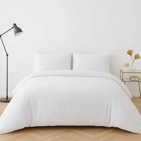 4 Piece Complete Bedding Set Duvet Cover Set With Fitted Bed Sheet & Pillowcases - White