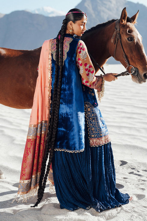 Sana Safinaz Slub Suit V241-001-3CP