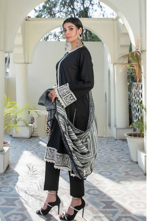 Tawakkal  Embroidered Lawn 3 Piece Suit D-8704